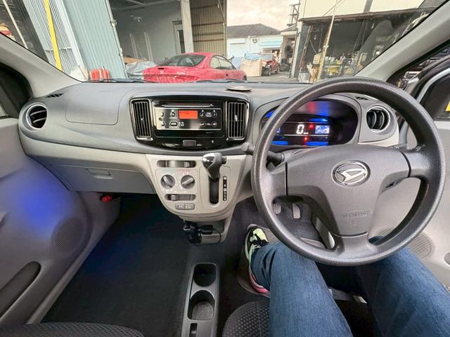 ミライース Ｘ　リミテッドＳＡ　実走行３８２００キロ　２０１６年式／後期　ＥＴＣ　前後ドラレコ　キーレス　純正アルミホイール　エアコン　パワステ　スペアキー有り　ＤＵＮＬＯＰオールシーズンタイヤ着用／４本２０２２年４０週製造・深溝残り　取説・保証書・記録簿　修復歴なし（29枚目）