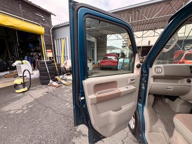 エブリイ ジョインターボ ハイルーフ インタークーラーターボ ハイルーフ 4速AT エアコン パワステ ナビ TV バックカメラ リビルトエンジン載替済 オートマミッションOH済 法定車検整備付 バッテリー新品 AC PS 両側スライドドア 定員2名 修復歴なし(24枚目)