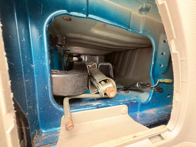 エブリイ ジョインターボ ハイルーフ インタークーラーターボ ハイルーフ 4速AT エアコン パワステ ナビ TV バックカメラ リビルトエンジン載替済 オートマミッションOH済 法定車検整備付 バッテリー新品 AC PS 両側スライドドア 定員2名 修復歴なし(48枚目)