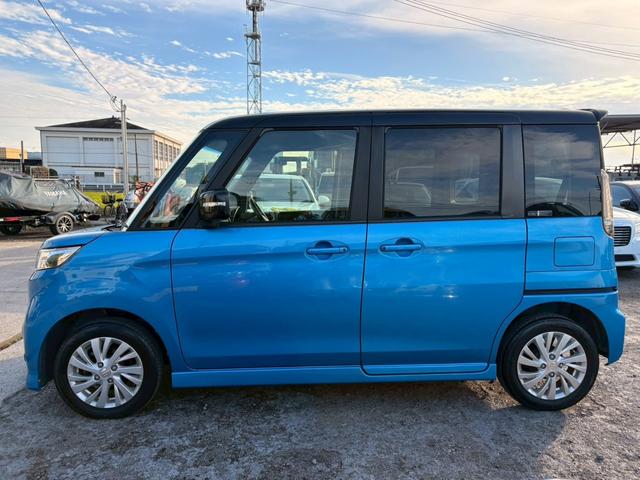 スペーシアカスタムＺ ベースグレード　ＥＴＣ　ナビ　ＴＶ　Ｂｌｕｅｔｏｏｔｈ対応　スマートキー　純正アルミホイール　電動スライドドア　記録簿付（6枚目）