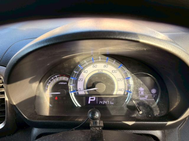 スペーシアカスタムＺ ベースグレード　ＥＴＣ　ナビ　ＴＶ　Ｂｌｕｅｔｏｏｔｈ対応　スマートキー　純正アルミホイール　電動スライドドア　記録簿付（31枚目）