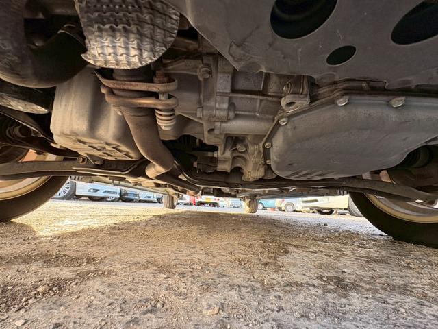 スペーシアカスタムＺ ベースグレード　ＥＴＣ　ナビ　ＴＶ　Ｂｌｕｅｔｏｏｔｈ対応　スマートキー　純正アルミホイール　電動スライドドア　記録簿付（44枚目）