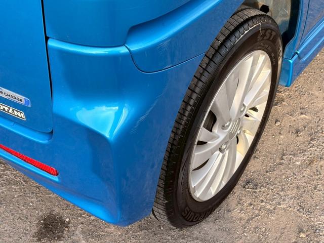 スペーシアカスタムＺ ベースグレード　ＥＴＣ　ナビ　ＴＶ　Ｂｌｕｅｔｏｏｔｈ対応　スマートキー　純正アルミホイール　電動スライドドア　記録簿付（52枚目）