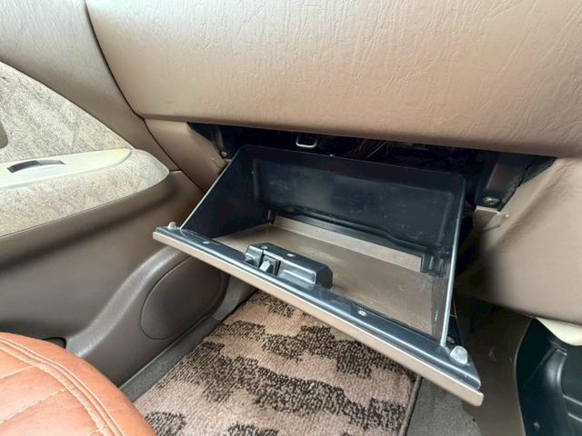 ランドクルーザープラド TZ 全塗装 ETC ナビ フルセグTV Bluetooth対応 キーレス 社外アルミホイール ルーフラック タイミングベルト交換済(38枚目)