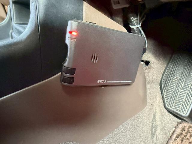 ランドクルーザープラド TZ 全塗装 ETC ナビ フルセグTV Bluetooth対応 キーレス 社外アルミホイール ルーフラック タイミングベルト交換済(45枚目)