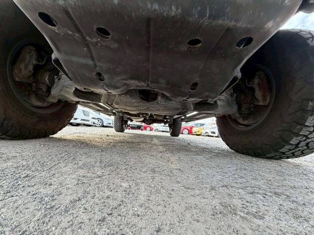 ランドクルーザープラド TZ 全塗装 ETC ナビ フルセグTV Bluetooth対応 キーレス 社外アルミホイール ルーフラック タイミングベルト交換済(52枚目)