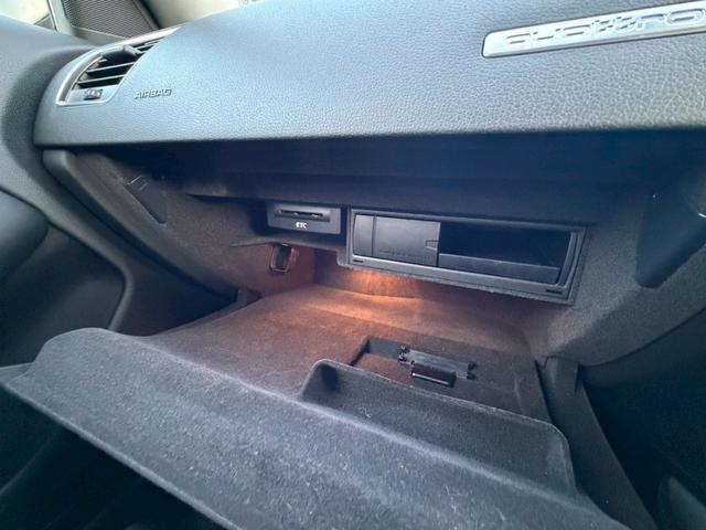 Ａ５ ２．０ＴＦＳＩクワトロ　ＥＴＣ　ナビ　フルセグＴＶ　バックカメラ　スマートキー　純正アルミホイール（28枚目）
