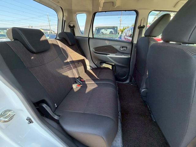 ｅＫカスタム Ｇ　４ＷＤ　ナビ　フルセグＴＶ　バックカメラ　Ｂｌｕｅｔｏｏｔｈ対応　スマートキー　純正アルミホイール（19枚目）