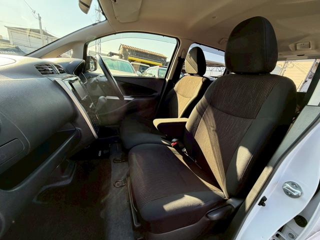 ｅＫカスタム Ｇ　４ＷＤ　ナビ　フルセグＴＶ　バックカメラ　Ｂｌｕｅｔｏｏｔｈ対応　スマートキー　純正アルミホイール（25枚目）