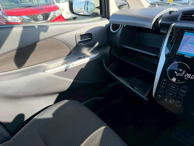 ｅＫカスタム Ｇ　４ＷＤ　ナビ　フルセグＴＶ　バックカメラ　Ｂｌｕｅｔｏｏｔｈ対応　スマートキー　純正アルミホイール（36枚目）