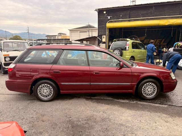 レガシィツーリングワゴン ブライトン　ワンオーナー　キーレス　純正アルミホイール（5枚目）