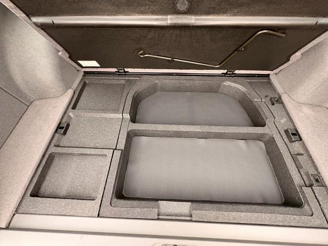 レガシィツーリングワゴン ブライトン　ワンオーナー　キーレス　純正アルミホイール（14枚目）