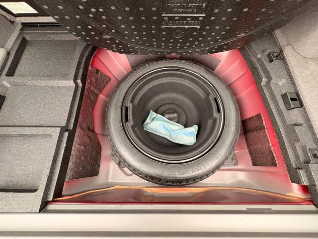 レガシィツーリングワゴン ブライトン　ワンオーナー　キーレス　純正アルミホイール（15枚目）