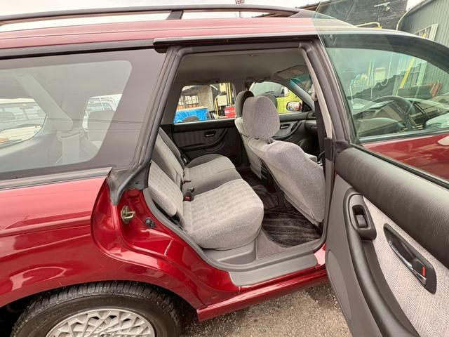 レガシィツーリングワゴン ブライトン　ワンオーナー　キーレス　純正アルミホイール（19枚目）