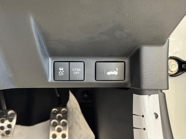 Ｓ６６０ モデューロＸ　バージョンＺ　オープンカー　ＥＴＣ　バックカメラ　ナビ　オートクルーズコントロール　衝突被害軽減システム　オートライト　ＬＥＤヘッドランプ　ＭＴ　スマートキー　シートヒーター　アルミホイール　盗難防止システム（11枚目）