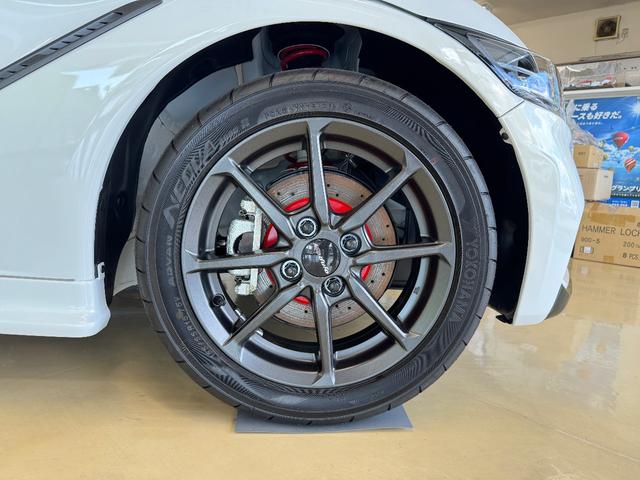 Ｓ６６０ モデューロＸ　バージョンＺ　オープンカー　ＥＴＣ　バックカメラ　ナビ　オートクルーズコントロール　衝突被害軽減システム　オートライト　ＬＥＤヘッドランプ　ＭＴ　スマートキー　シートヒーター　アルミホイール　盗難防止システム（20枚目）