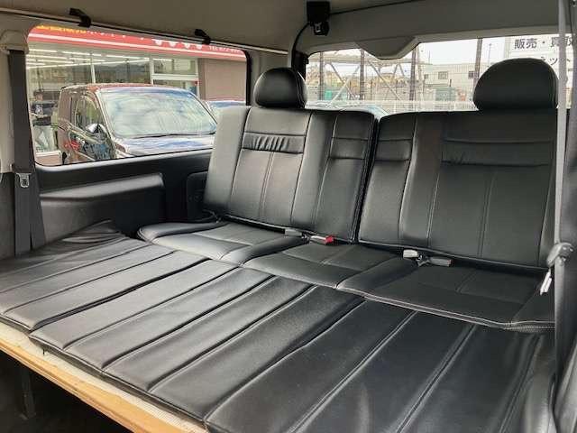 ハイエースバン スーパーＧＬ　ダークプライム　２．７　スーパーＧＬ　ダークプライム　ワイド　ミドルルーフ　ロングボディ　４ＷＤ　・両側電動スライドドア・社外ナビ・フルセグＴＶ・ＥＴＣ・ＡＣ１００Ｖ・ハーフレザーシート・サイドカメラ・ワンオーナー（11枚目）