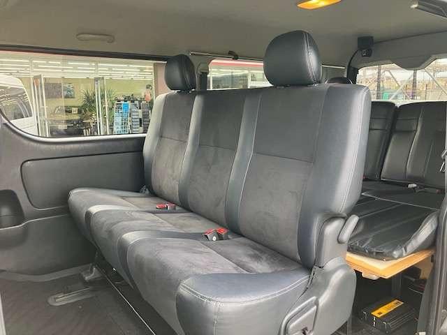 ハイエースバン スーパーＧＬ　ダークプライム　２．７　スーパーＧＬ　ダークプライム　ワイド　ミドルルーフ　ロングボディ　４ＷＤ　・両側電動スライドドア・社外ナビ・フルセグＴＶ・ＥＴＣ・ＡＣ１００Ｖ・ハーフレザーシート・サイドカメラ・ワンオーナー（16枚目）