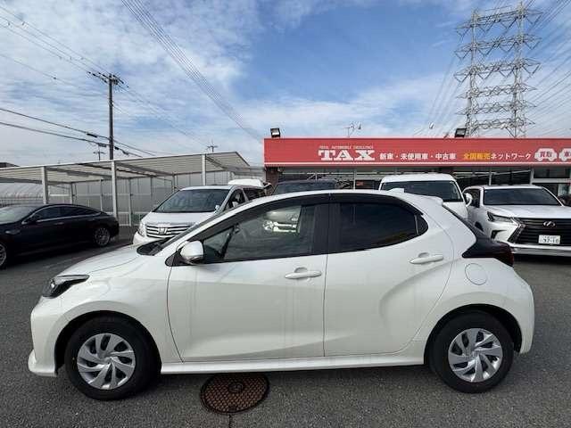 ヤリス Ｘ　純正ディスプレイオーディオ・パノラミックビューモニター・トヨタセーフティーセンス・プリクラッシセーフティー・レーンキープアシスト・ＥＴＣ・前後ドライブレコーダー（7枚目）