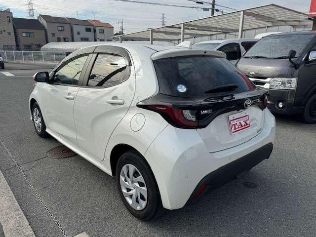 ヤリス Ｘ　純正ディスプレイオーディオ・パノラミックビューモニター・トヨタセーフティーセンス・プリクラッシセーフティー・レーンキープアシスト・ＥＴＣ・前後ドライブレコーダー（9枚目）