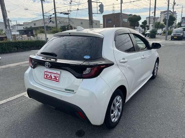 ヤリス Ｘ　純正ディスプレイオーディオ・パノラミックビューモニター・トヨタセーフティーセンス・プリクラッシセーフティー・レーンキープアシスト・ＥＴＣ・前後ドライブレコーダー（11枚目）