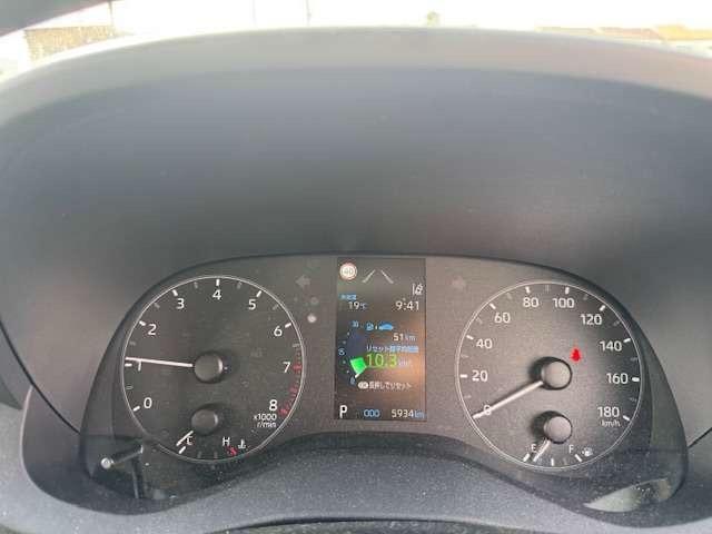 ヤリス Ｘ　純正ディスプレイオーディオ・パノラミックビューモニター・トヨタセーフティーセンス・プリクラッシセーフティー・レーンキープアシスト・ＥＴＣ・前後ドライブレコーダー（14枚目）