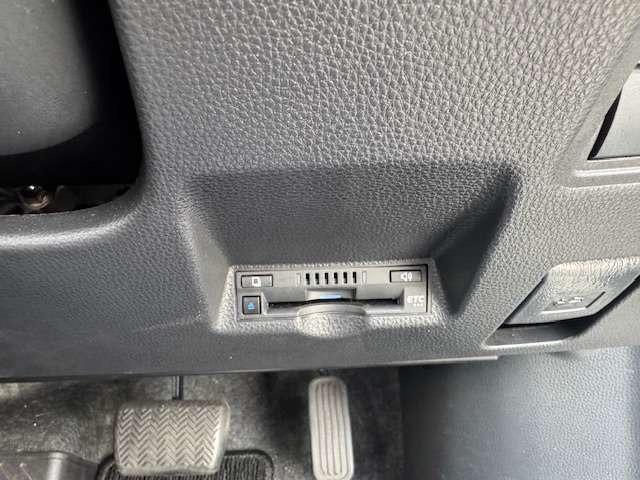 ヤリス Ｘ　純正ディスプレイオーディオ・パノラミックビューモニター・トヨタセーフティーセンス・プリクラッシセーフティー・レーンキープアシスト・ＥＴＣ・前後ドライブレコーダー（20枚目）