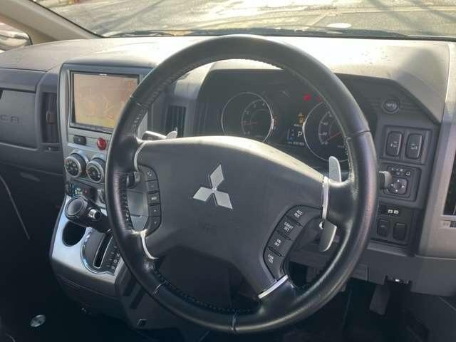デリカＤ：５ Ｇ　パワーパッケージ　８型ナビ・両側パワスラ・フリップダウンモニター・フルセグＴＶ・Ｂカメラ・スマートキー・電格ミラー（16枚目）