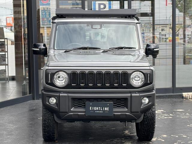 ジムニー XC ユーザー買取車/社外ナビ/フルセグTV/社外16インチアルミ&ブロックタイヤ/背面タイヤ/キャリア付き/ドラレコ/ETC/LEDヘッドライト/デュアルセンサーブレーキサポート/レーンキープ/(4枚目)