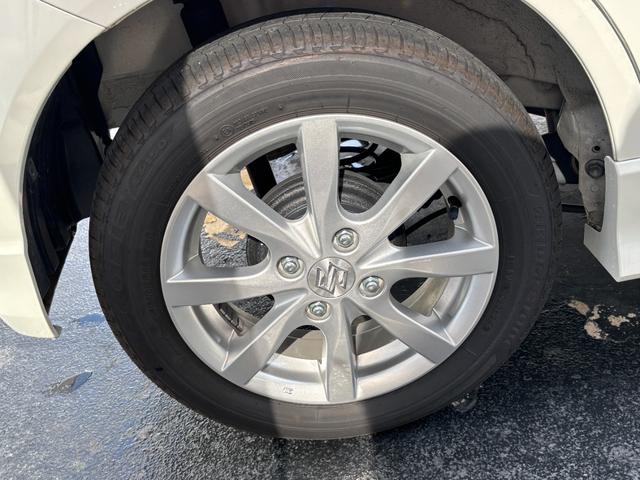 ワゴンＲカスタムＺ ハイブリッドＺＸ　全方位モニター付ディスプレイオーディオ／スズキコネクト対応通信機装着車／運転席シートヒーター／ヘッドアップディスプレイ／アダプティブクルーズコントロール／ステアリングスイッチ／コーナーセンサー／（43枚目）