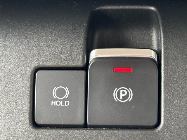 スペーシアカスタム ハイブリッドＸＳターボ　全方位付メモリーナビゲーション／純正９型ナビ／スズキコネクト対応通信機装着車／両側パワースライドドア／ステアリングヒーター／シートヒーター／ＡｐｐｌｅＣａｒＰｌａｙ／ヘッドアップディスプレイ／（36枚目）