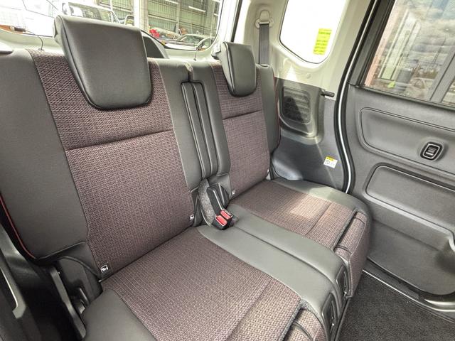 スペーシアカスタム ハイブリッドＸＳターボ　全方位付メモリーナビゲーション／純正９型ナビ／スズキコネクト対応通信機装着車／両側パワースライドドア／ステアリングヒーター／シートヒーター／ＡｐｐｌｅＣａｒＰｌａｙ／ヘッドアップディスプレイ／（49枚目）