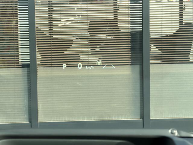 アルファードハイブリッド Ｚ　左右独立ムーンルーフ／１４型ディスプレイオーディオ／ナビ／フルセグＴＶ／パノラミックビューモニター／　両側電動スライドドア／デジタルインナーミラー／パワーバックドア／置き型充電／１９インチアルミ（24枚目）