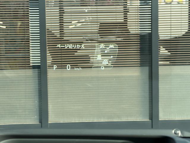 アルファードハイブリッド Ｚ　左右独立ムーンルーフ／１４型ディスプレイオーディオ／ナビ／フルセグＴＶ／パノラミックビューモニター／　両側電動スライドドア／デジタルインナーミラー／パワーバックドア／置き型充電／１９インチアルミ（25枚目）