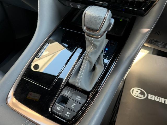 アルファードハイブリッド Ｚ　左右独立ムーンルーフ／１４型ディスプレイオーディオ／ナビ／フルセグＴＶ／パノラミックビューモニター／　両側電動スライドドア／デジタルインナーミラー／パワーバックドア／置き型充電／１９インチアルミ（37枚目）