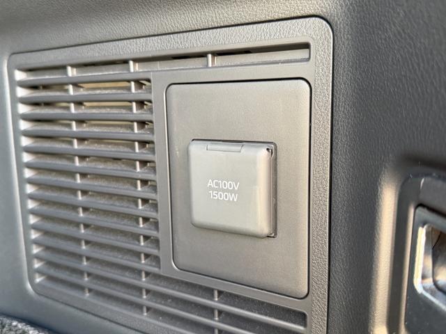 アルファードハイブリッド Ｚ　左右独立ムーンルーフ／１４型ディスプレイオーディオ／ナビ／フルセグＴＶ／パノラミックビューモニター／　両側電動スライドドア／デジタルインナーミラー／パワーバックドア／置き型充電／１９インチアルミ（58枚目）