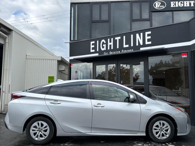 プリウス E 社外ナビ(ワンセグTV)/バックカメラ/ETC/Bluetooth/スマートキー2本/(6枚目)