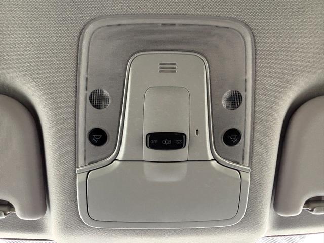 プリウス E 社外ナビ(ワンセグTV)/バックカメラ/ETC/Bluetooth/スマートキー2本/(24枚目)