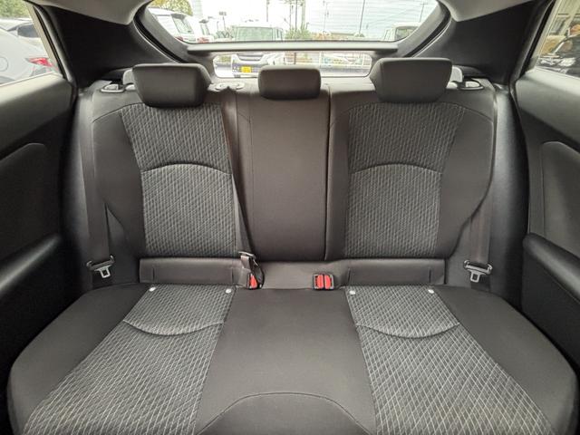 プリウス E 社外ナビ(ワンセグTV)/バックカメラ/ETC/Bluetooth/スマートキー2本/(32枚目)