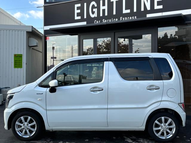 ワゴンＲ ハイブリッドＦＸ　リミテッド　２５周年記念車／社外ナビ（フルセグＴＶ）／ＥＴＣ／バックカメラ／前席シートヒーター／デュアルセンサーブレーキ／ドライブレコーダー（前）／ヘッドアップディスプレイ／スマートキー２本／（7枚目）