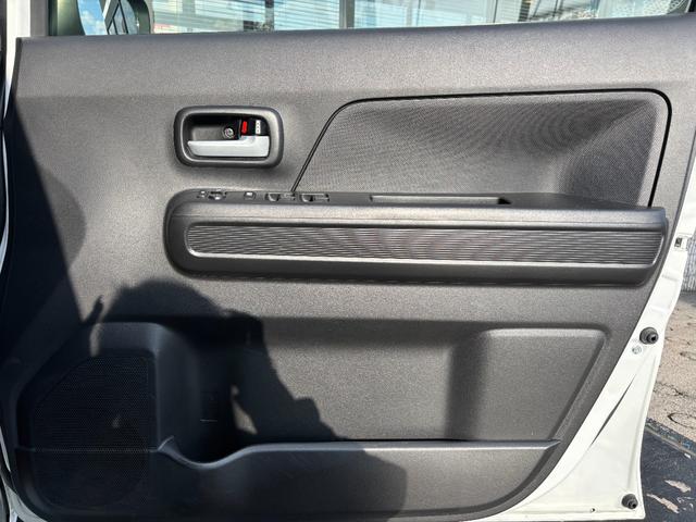 ワゴンＲ ハイブリッドＦＸ　リミテッド　２５周年記念車／社外ナビ（フルセグＴＶ）／ＥＴＣ／バックカメラ／前席シートヒーター／デュアルセンサーブレーキ／ドライブレコーダー（前）／ヘッドアップディスプレイ／スマートキー２本／（37枚目）