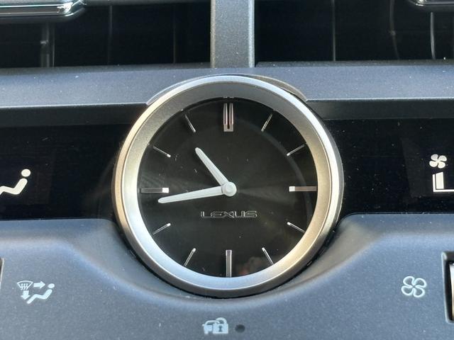 ＮＸ ＮＸ３００ｈ　スパイス＆シック　ワンオーナー／ユーザー買取車両／メーカーナビ／地デジＴＶ／バック＆サイドカメラ／エアシート＆シートヒーター／メモリー付パワーシート／パワーバックドア／ＥＴＣ２．０／３眼ヘッドライト／ＢＳＭ／（14枚目）