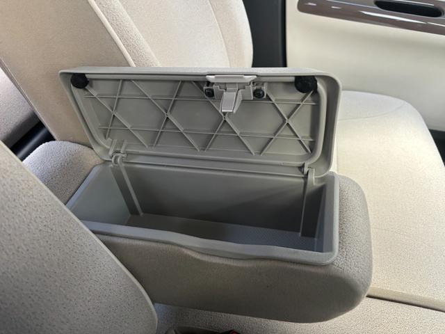 ムーヴキャンバス Ｇホワイトアクセントリミテッド　ＳＡＩＩＩ　純正ナビ／フルセグＴＶ／ＥＴＣ／純正ドラレコ前／両側パワースライドドア／パノラマモニター／スマートアシスト／ワンオーナー／オートライトＬＥＤ／（28枚目）