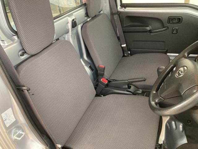 エクストラSAIIIt ダイハツ認定中古車 スマートアシスト付き 衝突被害軽減ブレーキ 1オーナー まごころ保証付き ストロング防錆 キーレスエントリー 荷台ライト エアコン デフロック(9枚目)