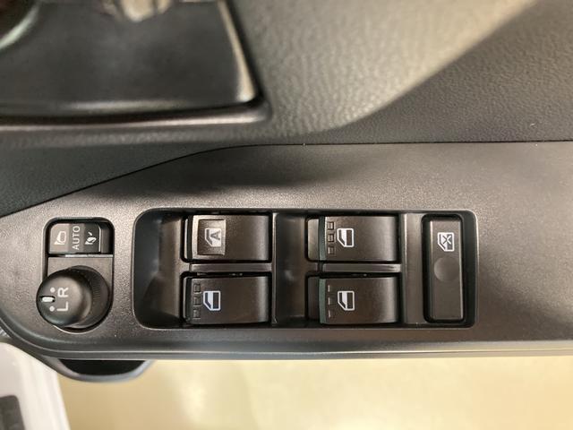 LリミテッドSAIII ダイハツ認定中古車 スマートアシスト付き 衝突被害軽減ブレーキ 前後誤発進抑制ブレーキ まごころ保証付き キーフリーシステム プッシュボタンスタート パノラマモニター対応カメラ(20枚目)