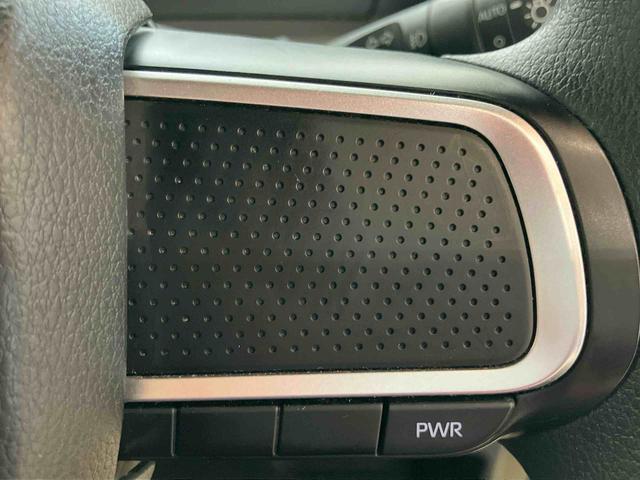 タント カスタムＸセレクション　ナビゲーションシステム付き　バックカメラ付き　シートヒーター　フルタイム４ＷＤ　両側電動スライドドア　キーフリーシステム　コーナーセンサー　オートライト・ハイビーム　アルミホイール（18枚目）