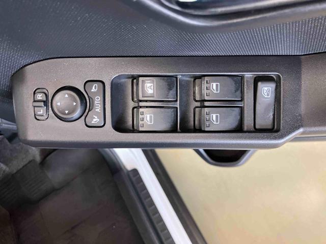 タフト Ｇターボ　スマートアシスト付き　シートヒーター　スカイフィールトップ　電動パーキングブレーキ　コーナーセンサー　オートライト・ハイビーム　ＬＥＤヘッドランプ　キーフリー　アルミホイール（25枚目）