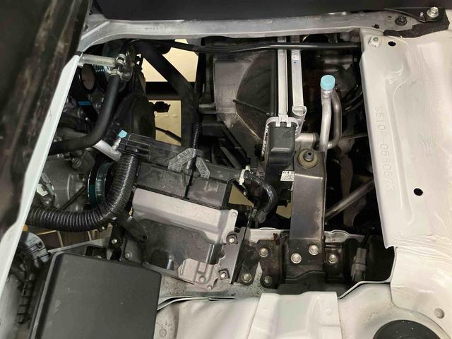ハイゼットトラック スタンダード　農用スペシャル　スマートアシスト付き　パートタイム４ＷＤ　ラジオ付き　オートライト・ハイビーム　衝突回避支援ブレーキ　誤発進抑制制御機能　ＭＴ車　コーナーセンサー　アイドリングストップ（16枚目）
