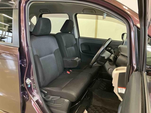 ムーヴ Ｘリミテッド　ＳＡＩＩＩ　スマートアシスト付き　ＤＶＤチューナー付き　バックカメラ　ドライブレコーダー付き　ステアリングスイッチ　シートヒーター　キーフリーシステム　オートライト・ハイビーム　アイドリングストップ（7枚目）