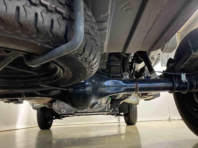 ハイゼットトラック スタンダード　スマートアシスト付き　パートタイム４ＷＤ　ラジオ付き　オートライト・ハイビーム　衝突回避支援ブレーキ　誤発進抑制制御機能　コーナーセンサー　アイドリングストップ（18枚目）